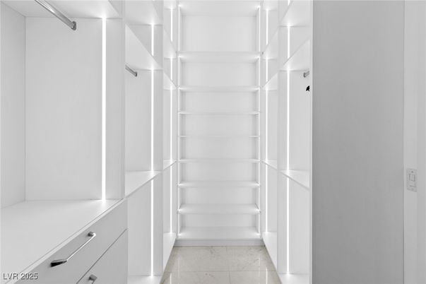 Interior, Walk-in Closets