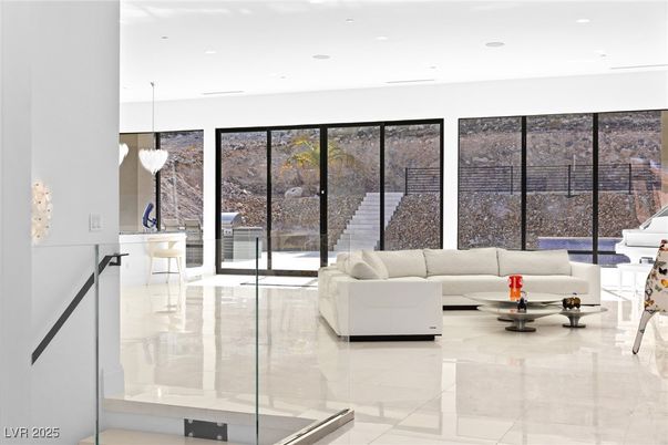 Interior, Living room, Pendant Lights, Recessed Lighting