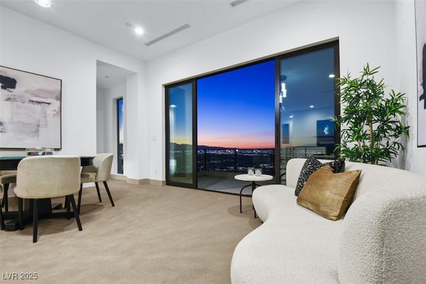 Dining room, Interior, Living room, Recessed Lighting