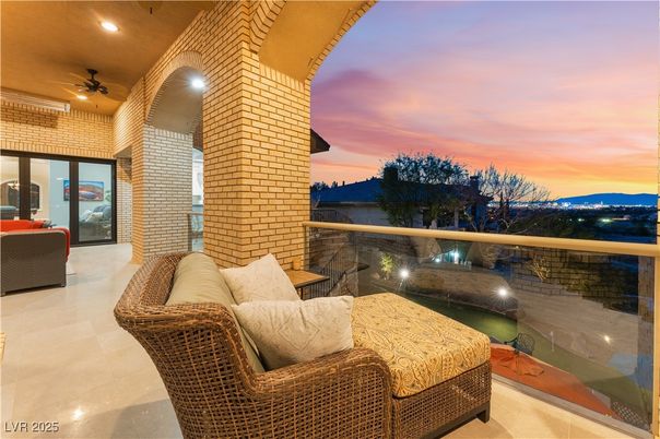 Exterior, Recessed Lighting