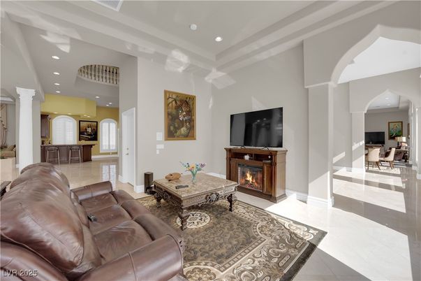 Fireplace, Interior, Living room, Recessed Lighting