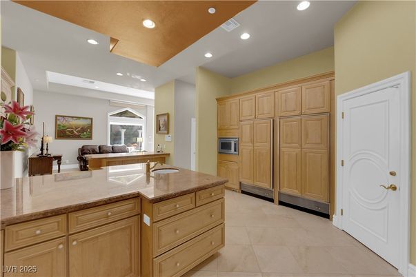 Interior, Kitchen, Living room, Recessed Lighting