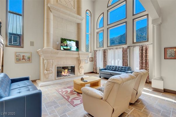 Fireplace, Interior, Living room