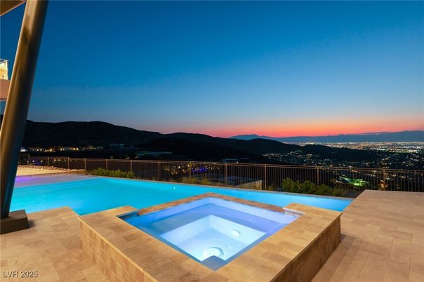 Exterior, Pool, Other