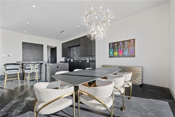 Chandelier, Dining room, Interior, Kitchen, Marble, Recessed Lighting