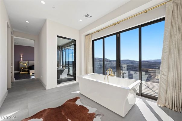 Bathroom, Free Standing Baths, Interior, Recessed Lighting