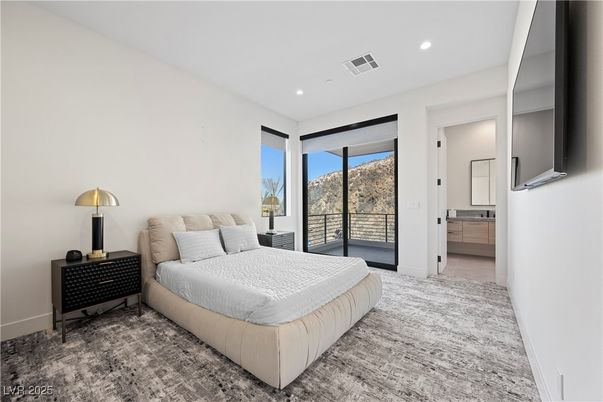 Bedroom, Interior, Recessed Lighting