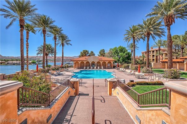 Exterior, Pool, Water