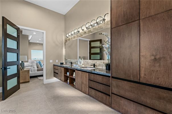 Bathroom, Bedroom, Dual Sink Vanities, Interior, Recessed Lighting