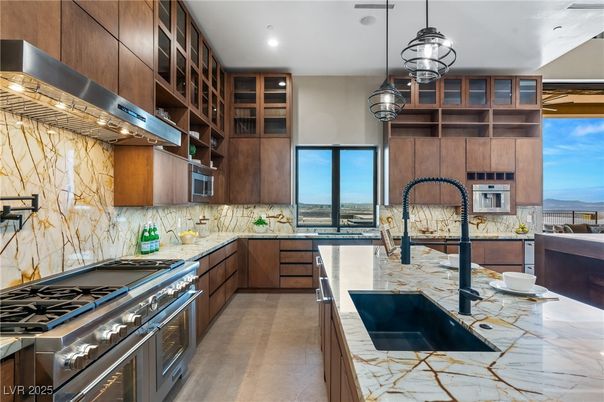 Interior, Kitchen, Pendant Lights, Recessed Lighting, Stainless Steel Appliances