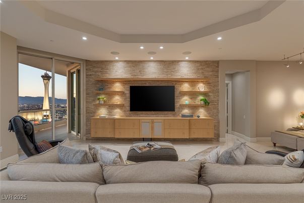 Interior, Living room, Recessed Lighting, Stone Walls