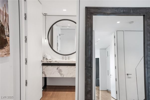 Bathroom, Interior, Recessed Lighting, Wood Texture Flooring