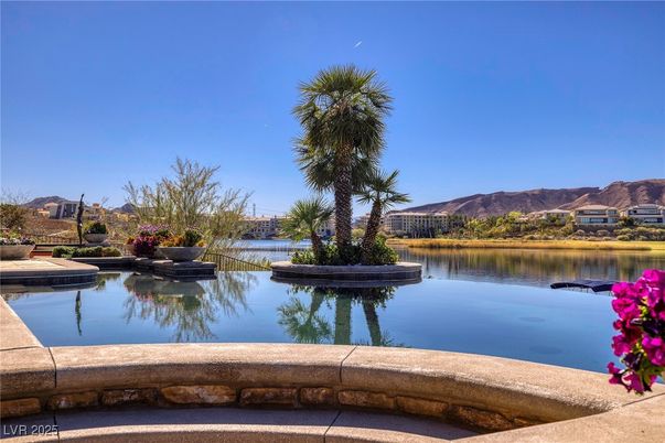 Exterior, Pool, Water