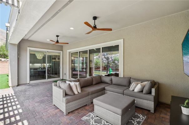 Exterior, Living room