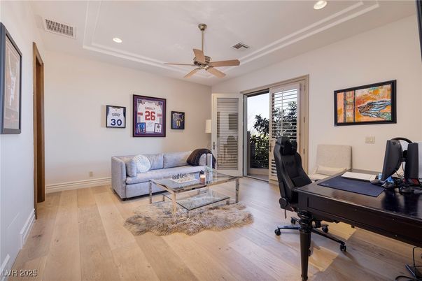 Home Office, Interior, Living room, Recessed Lighting, Wood Texture Flooring
