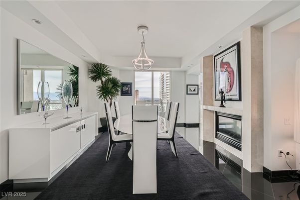 Dining room, Interior, Pendant Lights