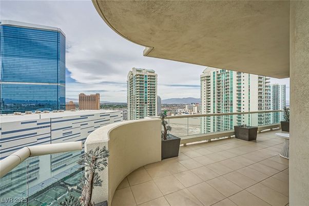 Exterior, Other, Skyline