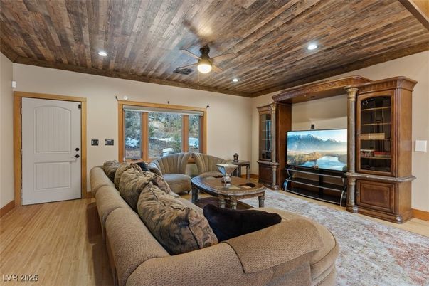 Interior, Living room, Recessed Lighting, Wooden Ceilings, Wood Texture Flooring