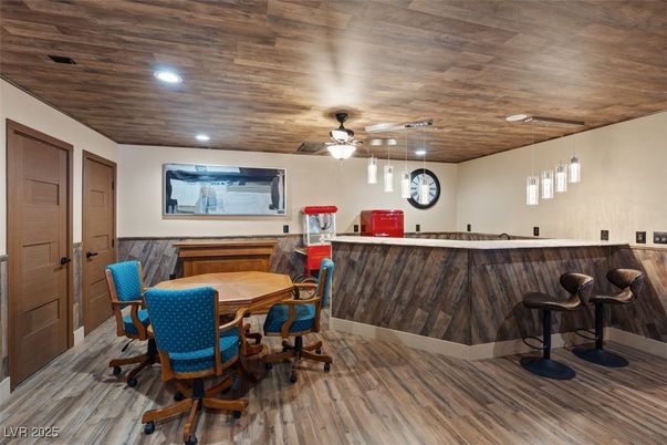 Dining room, Interior, Recessed Lighting, Wooden Ceilings, Wood Texture Flooring