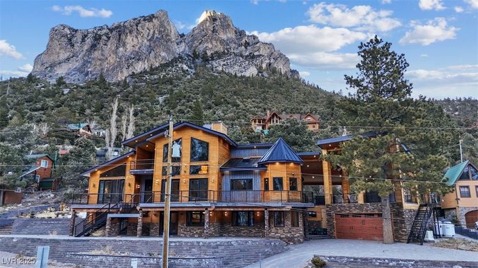 Attached, Exterior, Facade, Log Home