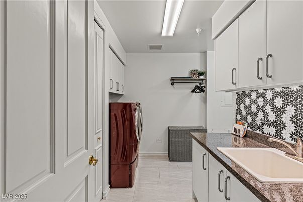 Interior, Washer