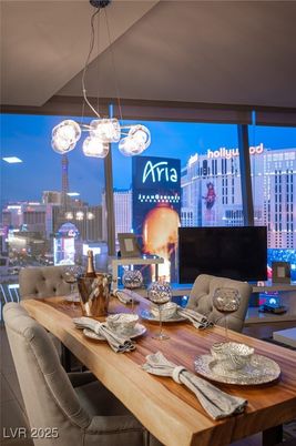 Dining room, Interior, Pendant Lights