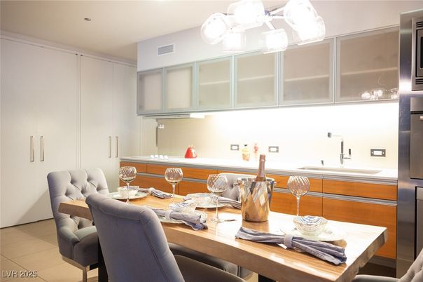 Dining room, Interior, Kitchen, Recessed Lighting, Stainless Steel Appliances