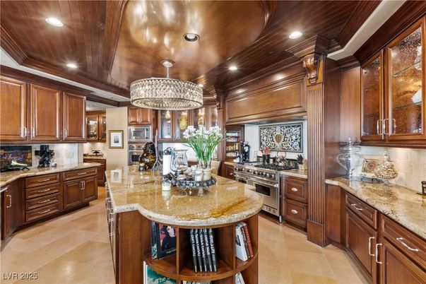 Chandelier, Interior, Kitchen, Recessed Lighting, Stainless Steel Appliances, Wooden Ceilings