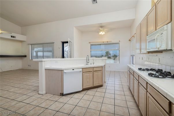 Interior, Kitchen, Tile Countertops