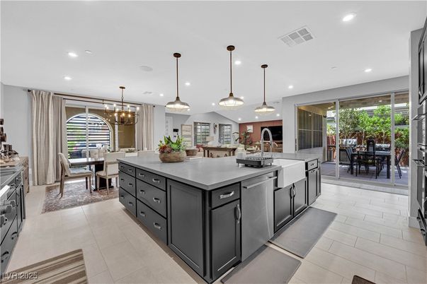 Chandelier, Dining room, Interior, Kitchen, Pendant Lights, Recessed Lighting, Stainless Steel Appliances