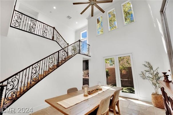 Dining room, Interior, Recessed Lighting