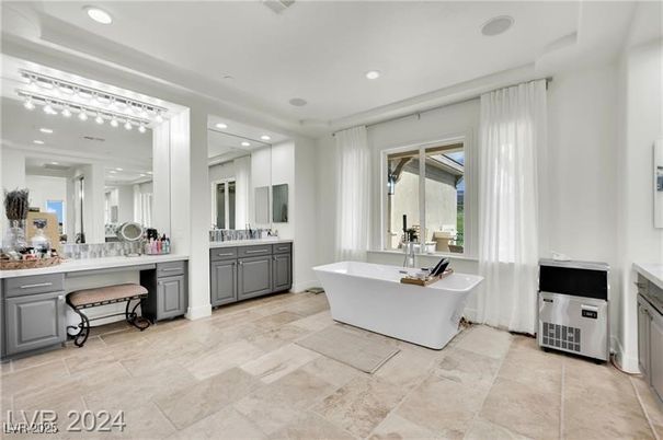 Bathroom, Dual Sink Vanities, Free Standing Baths, Interior, Recessed Lighting