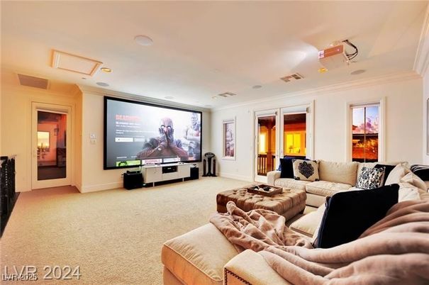 Interior, Living room, Projection Screen, Recessed Lighting, Theatre Room