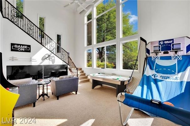 Game Room, Interior, Living room