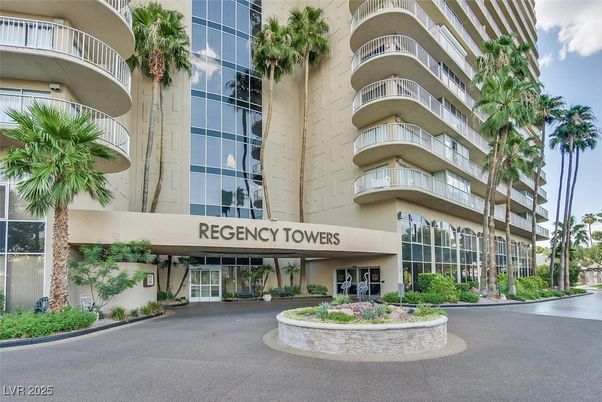 Exterior, Facade, Condo Building