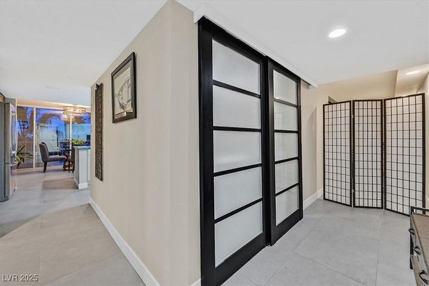 Interior, Recessed Lighting