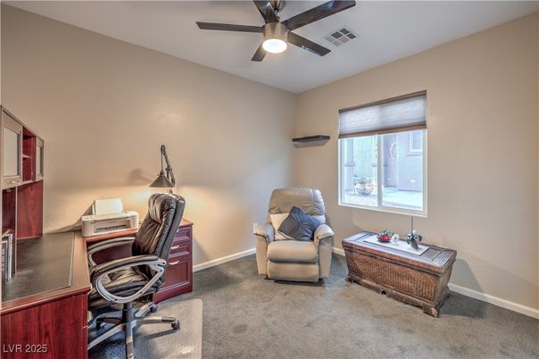 Home Office, Interior