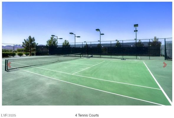 Exterior, Tennis Courts