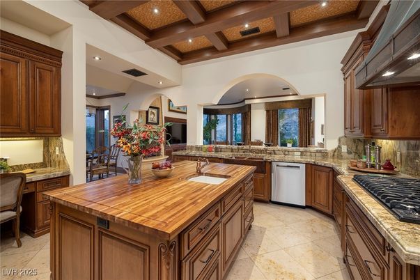 Interior, Kitchen, Recessed Lighting, Stainless Steel Appliances, Wooden Beams, Wooden Ceilings