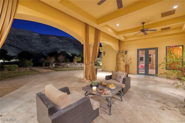 Exterior, Recessed Lighting