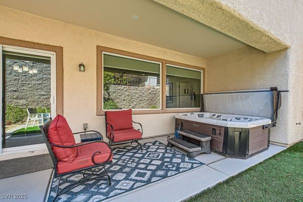 Exterior, Hot Tub