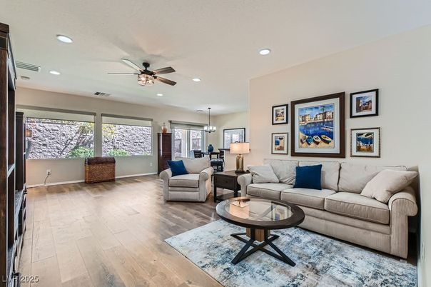 Chandelier, Interior, Living room, Pendant Lights, Recessed Lighting, Wood Texture Flooring