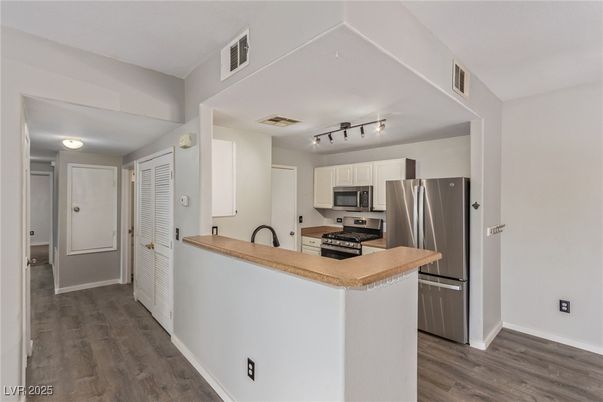 Interior, Kitchen, Stainless Steel Appliances, Wood Texture Flooring