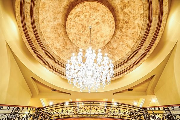 Chandelier, Interior