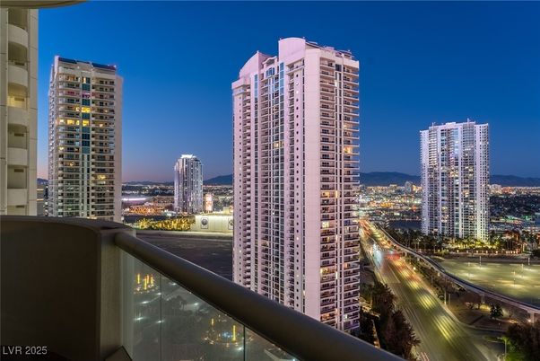 Exterior, Other, Skyline