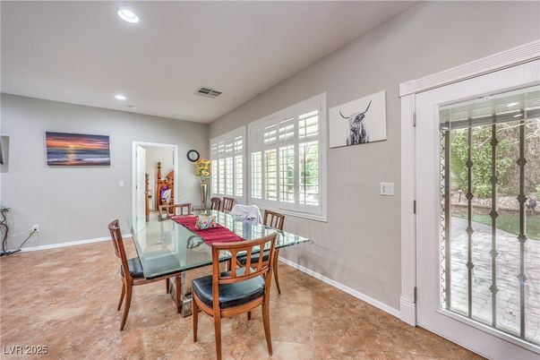 Dining room, Interior, Recessed Lighting