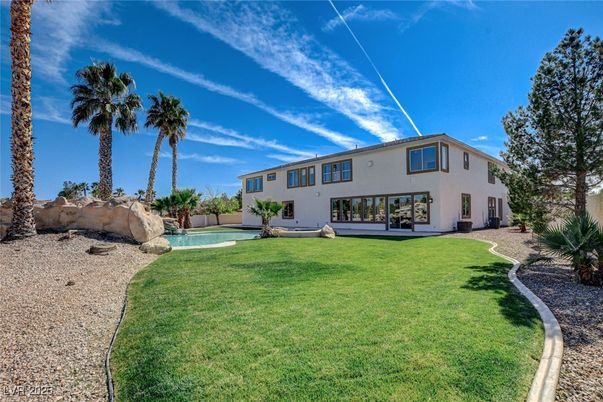 Backyard, Exterior, Pool