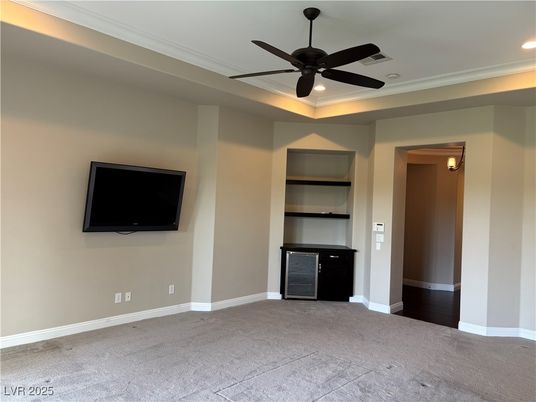 Empty room, Interior, Recessed Lighting