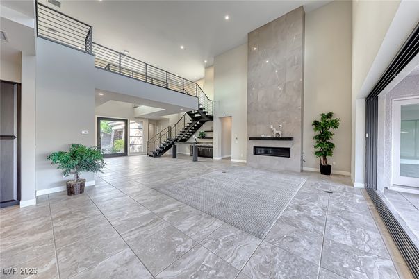 Fireplace, Interior, Recessed Lighting