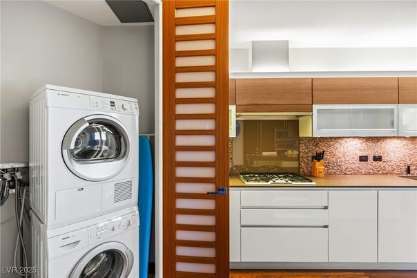 Interior, Utility Closets, Washer